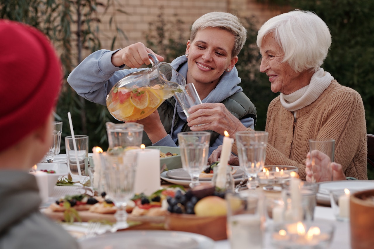 3 Wonderful Summer-Friendly Meals To Eat In Your Garden.